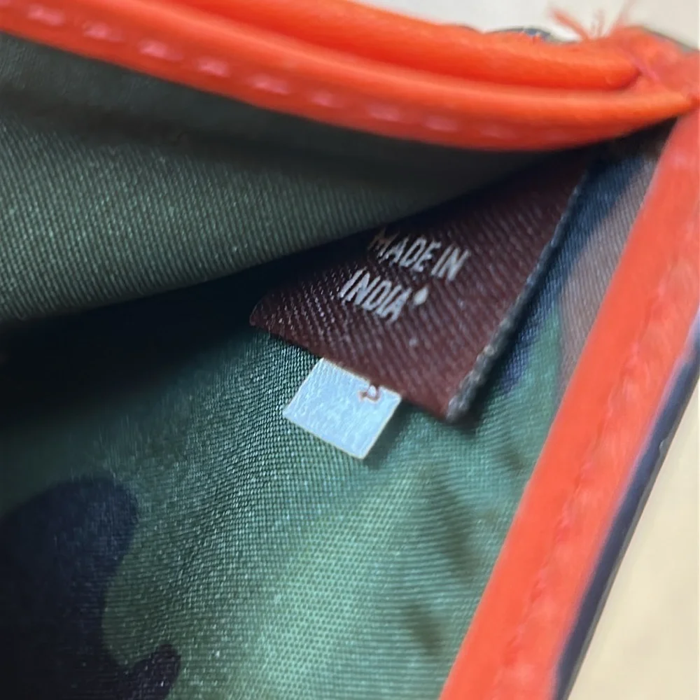 Coach leather preloved wallet
